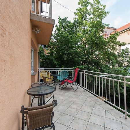 Bubu Hostel Загреб Экстерьер фото