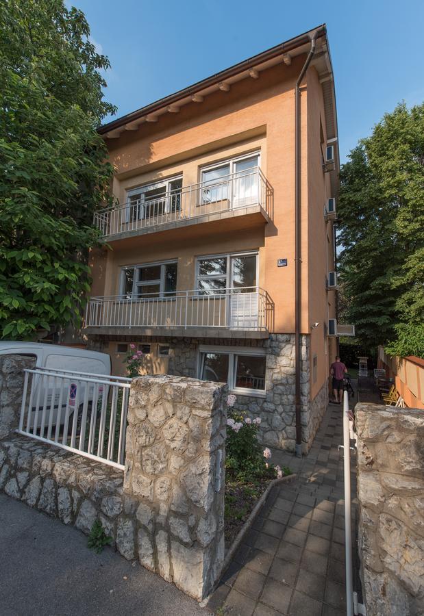 Bubu Hostel Загреб Экстерьер фото