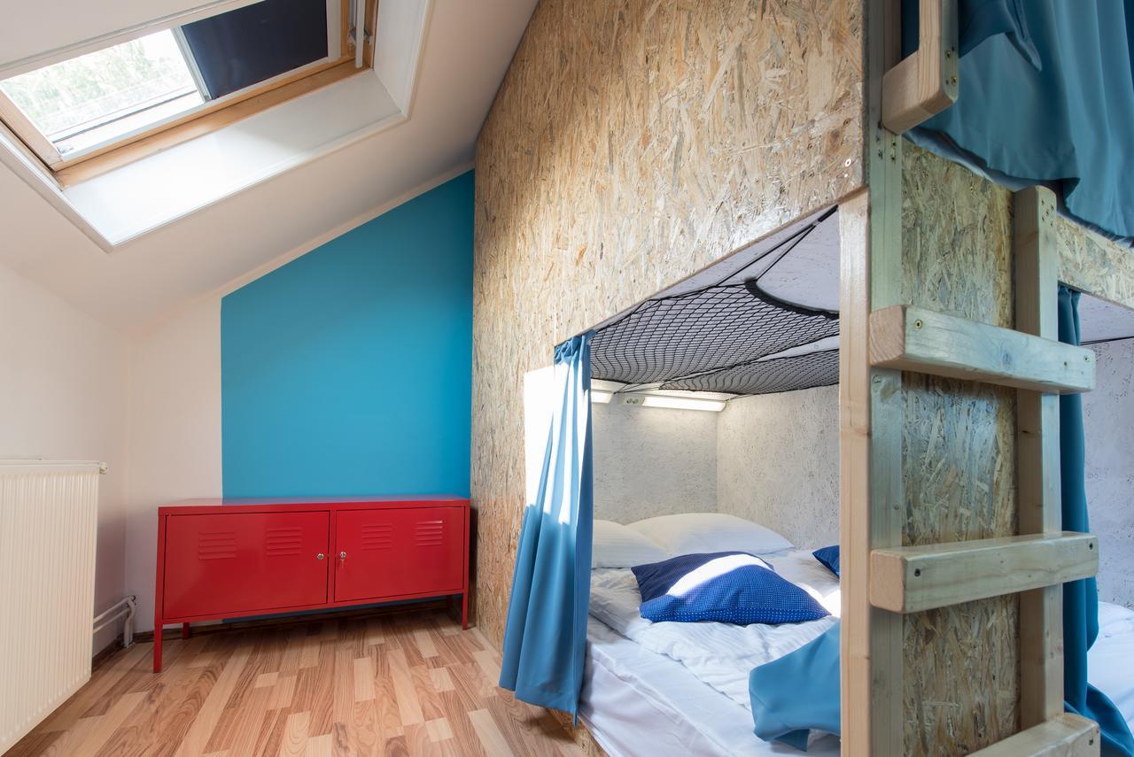 Bubu Hostel Загреб Экстерьер фото