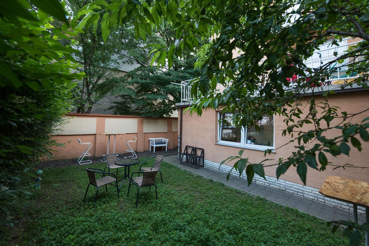 Bubu Hostel Загреб Экстерьер фото