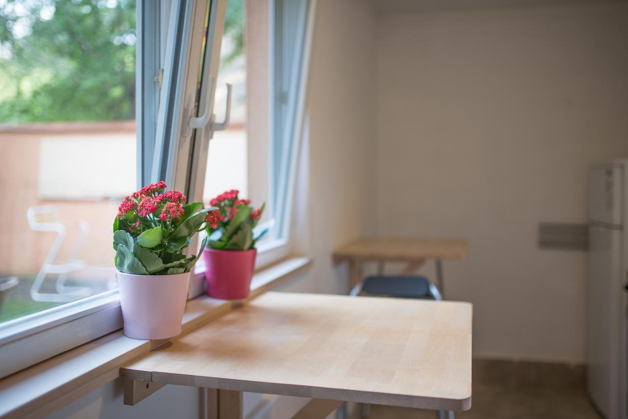 Bubu Hostel Загреб Экстерьер фото