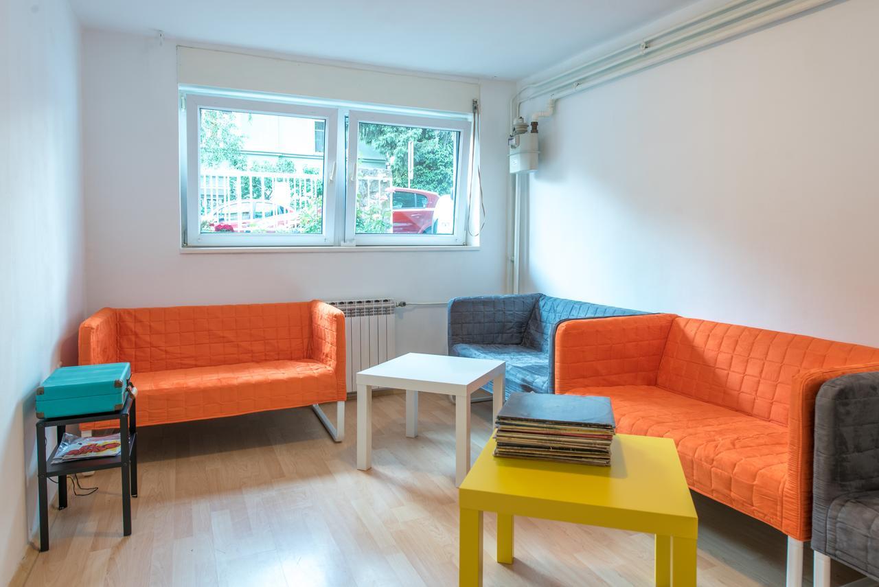 Bubu Hostel Загреб Экстерьер фото